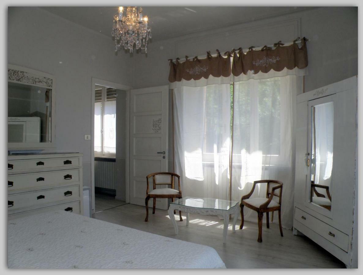 Bed and Breakfast Cascina Luvot Melazzo Exterior foto